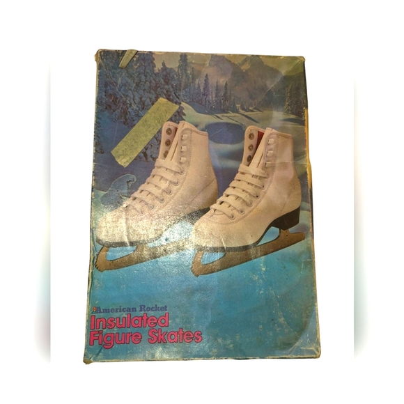 American Rocket Insulated Figure Skates - Picture 1 of 4